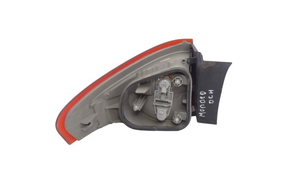 Piloto trasero derecho, Ford Mondeo Sportbreak (CA2) Trend X 2009