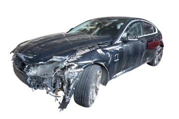 Jaguar XF 3.0 V6 Diesel Luxury 2012 para piezas | Desguace Gandia SL