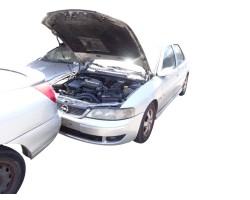 Opel Vectra B Berlina Básico 2001 para piezas | Desguace Gandia SL