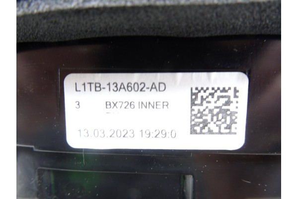 Piloto trasero derecho interior, Ford Puma ST-Line 2023, L1TB13A602AD