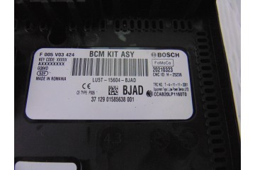 Caja reles / fusibles, Ford Puma Hybrid ST-Line 2021, LU5T15604BJAD