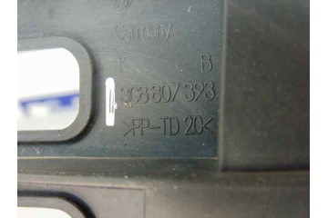 Molduras traseras, Volkswagen Passat Cc (357) Básico 2010, 3C8807393B