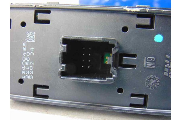 Mando elevalunas delantero izquierdo, Opel Astra K Berlina 5P Dynamic Start/Stop 2015, 13408458