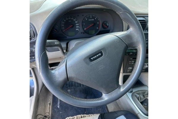 Volvo V40 Familiar 1.9 D+ 2003 para piezas | Desguace Gandia SL