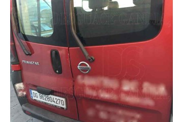 Nissan Primastar (X83) Combi, 9 Plazas, Batalla Corta 2004 para piezas | Desguace Gandia SL