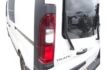Piloto trasero izquierdo, Renault Trafic Iii Combi Combi 9 L1H1 2,8t (8/9 plazas) 2020