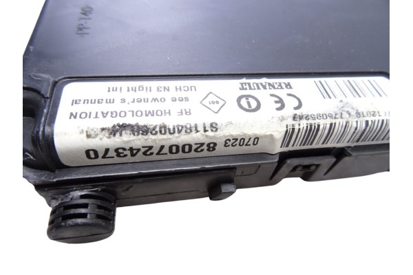 Caja reles / fusibles, Renault Megane Ii Berlina 5P Business 2007, 8200724370
