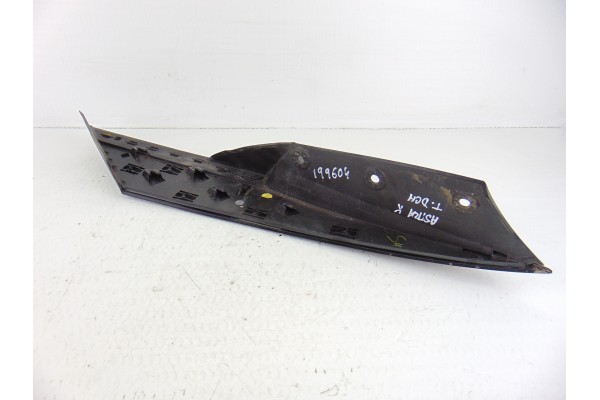 Molduras traseras, Opel Astra K Berlina 5P Dynamic Start/Stop 2015, 13427537