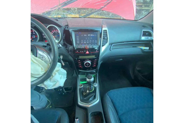 Ssangyong Tivoli Limited 4X2 2017 para piezas | Desguace Gandia SL
