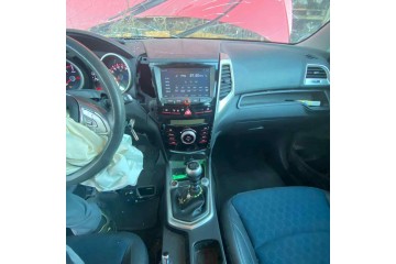 Ssangyong Tivoli Limited 4X2 2017 para piezas | Desguace Gandia SL