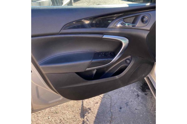 Opel Insignia Sports Tourer Sport 2009 para piezas | Desguace Gandia SL