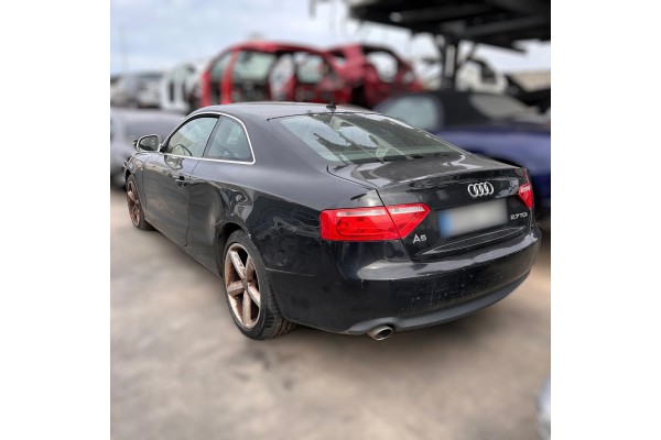 Audi A5 Coupe (8T) 2.7 TDI 2008 para piezas | Desguace Gandia SL