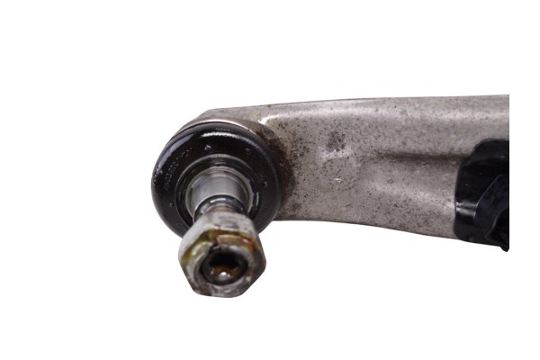 Brazo suspension inferior delantero derecho, Mercedes-benz Clase a (Bm 176) A 180 CDI BlueEfficiency (176.012) 2015