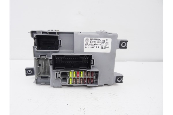 Caja reles / fusibles, Abarth Punto Evo (199) Basis 2011, 00518690940