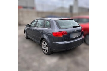 Audi A3 Sportback (8PA) 2.0 TDI Ambiente 2004 para piezas | Desguace Gandia SL