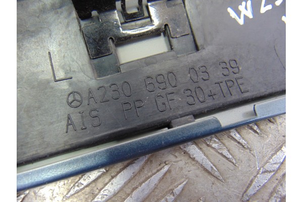 Moldura, Mercedes-benz Sl (Bm 230) Roadster 500 (230.475) 2003, A2306900339