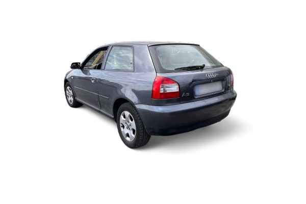 Audi A3 (8L) 1.8 Ambiente 2002 para piezas | Desguace Gandia SL