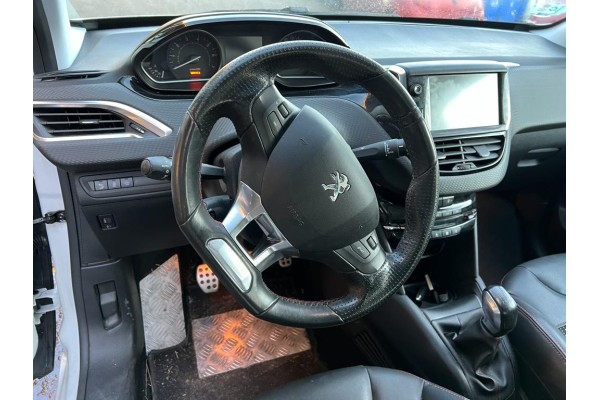 Peugeot 208 GT Line 2016 para piezas | Desguace Gandia SL
