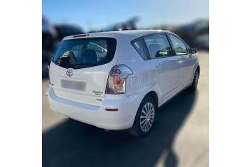 Toyota Corolla Verso (R1) 2.2 D-4D Luna 2008 para piezas | Desguace Gandia SL