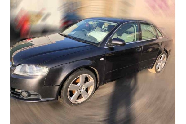 Audi A4 Berlina (8E) 2.0 TDI 16V 2007 para piezas | Desguace Gandia SL