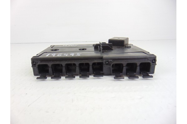 Caja reles / fusibles, Mercedes-benz Clase C (Bm 205) Berlina C 300 CDI BlueTEC Hybrid (205.012) 2014, A2055402850