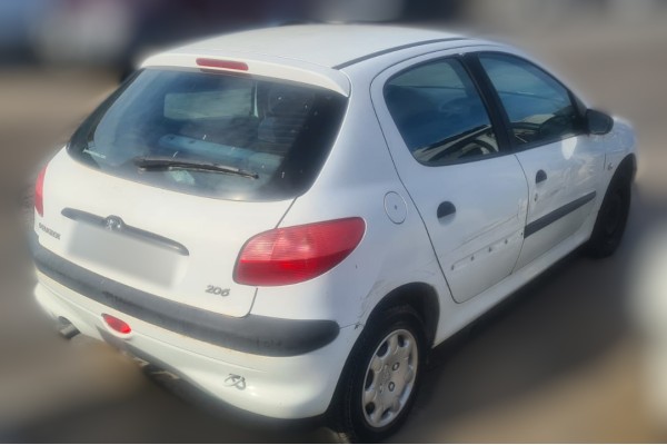 Peugeot 206 XR 2000 para piezas | Desguace Gandia SL