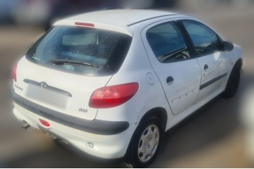 Peugeot 206 XR 2000 para piezas | Desguace Gandia SL