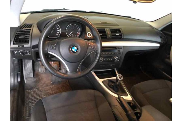 BMW Serie 1 Berlina (E81/E87) 116D 2009 para piezas | Desguace Gandia SL