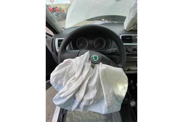 Skoda Fabia (5J2) Active 2009 para piezas | Desguace Gandia SL