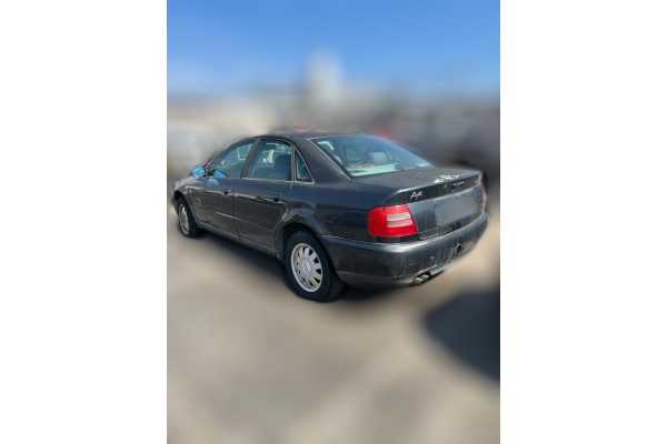 Audi A4 Berlina (B5) 1.8 T 1998 para piezas | Desguace Gandia SL