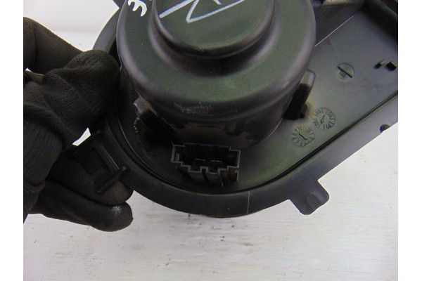 Motor calefaccion, Volkswagen New Beetle Berlina (9C1/1C1) 1.9 Tdi 1999, 1J1819021A