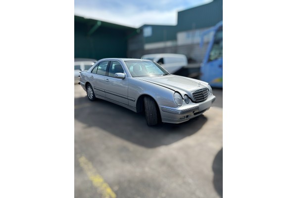 Mercedes-Benz Clase e (BM 210) Berlina 200 Kompressor (210.048) 2002 para piezas | Desguace Gandia SL