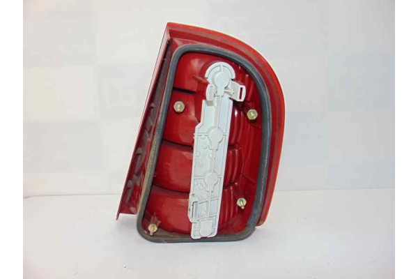 Piloto trasero izquierdo, Skoda Fabia (6Y2/6Y3) Comfort 2005, 6Y6945111B