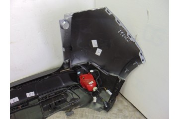 Paragolpes trasero