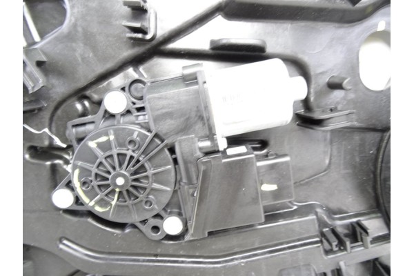 Elevalunas delantero izquierdo, Kia Ceed (Jd) Business 2017, 82470A2301