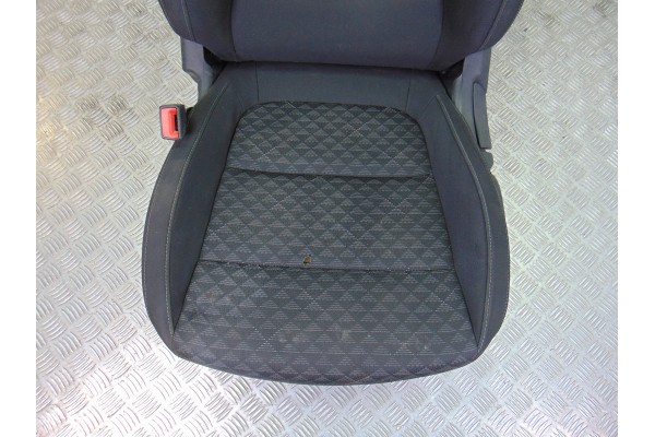 Juego asientos completo, Kia Rio (Yb) Business 2017