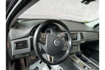 Jaguar XF 3.0 V6 Diesel Luxury 2012 para piezas | Desguace Gandia SL