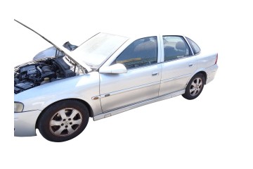 Opel Vectra B Berlina Básico 2001 para piezas | Desguace Gandia SL