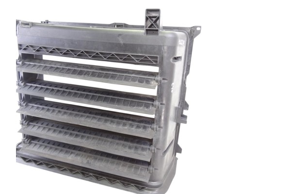 Calandra delantera de radiador, Bmw Serie 3 Berlina (E46) 320d 2003, 157048048