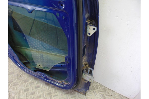 Puerta trasera izquierda, Volkswagen Passat Berlina (3C2) Sportline 2005