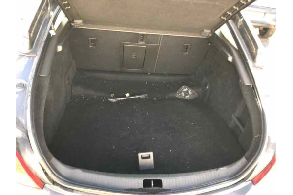 Opel Insignia Berlina Cosmo 2011 para piezas | Desguace Gandia SL