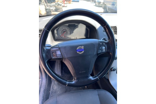 Volvo V50 Familiar D4 Kinetic 2011 para piezas | Desguace Gandia SL