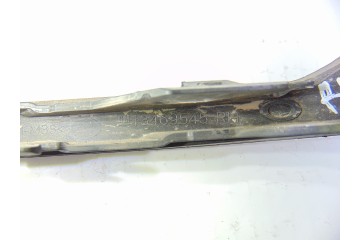 Molduras traseras, Opel Astra K Berlina 5P Dynamic Start/Stop 2016, 13469545