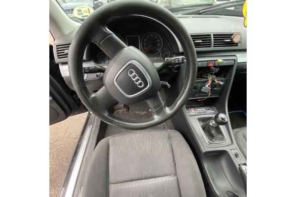 Audi A4 Avant (8E) 1.8 T Quattro 2005 para piezas | Desguace Gandia SL