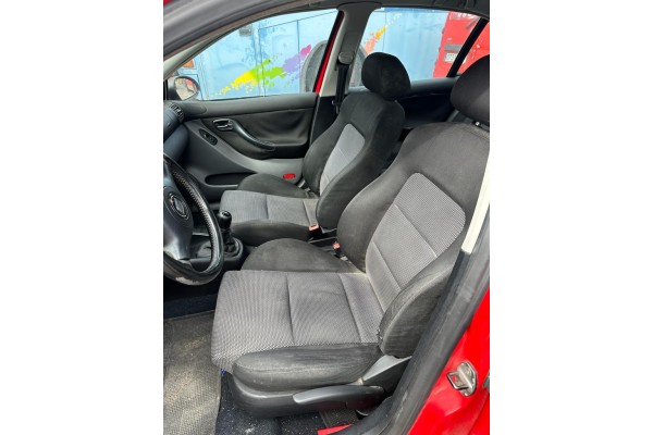 SEAT Leon (1M1) Signo 2003 para piezas | Desguace Gandia SL