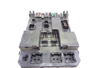 Caja reles / fusibles, Citroen C5 Berlina 2.0 HDi Magic 2004, 9651197380