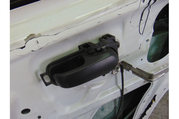 Puerta delantera derecha, Nissan NV200 /Evalia (M20/M) Kombi Comfort 2010