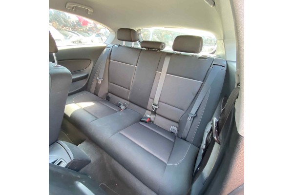 BMW Serie 1 Berlina (E81/E87) 118D 2008 para piezas | Desguace Gandia SL