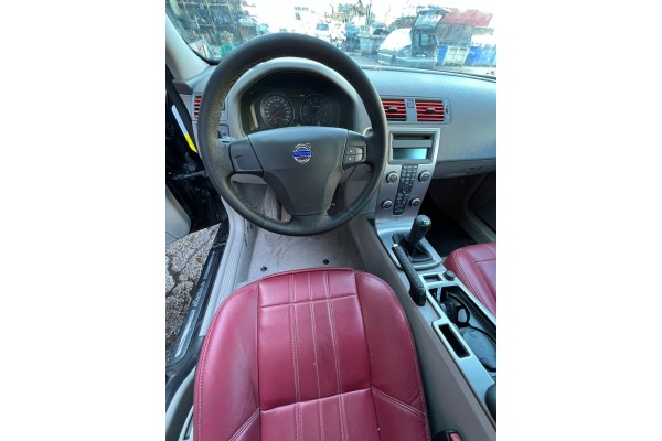 Volvo S40 Berlina 1.6 Momentum 2007 para piezas | Desguace Gandia SL
