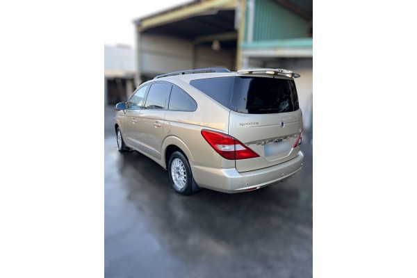 Ssangyong Rodius Xdi Limited AWD 2006 para piezas | Desguace Gandia SL
